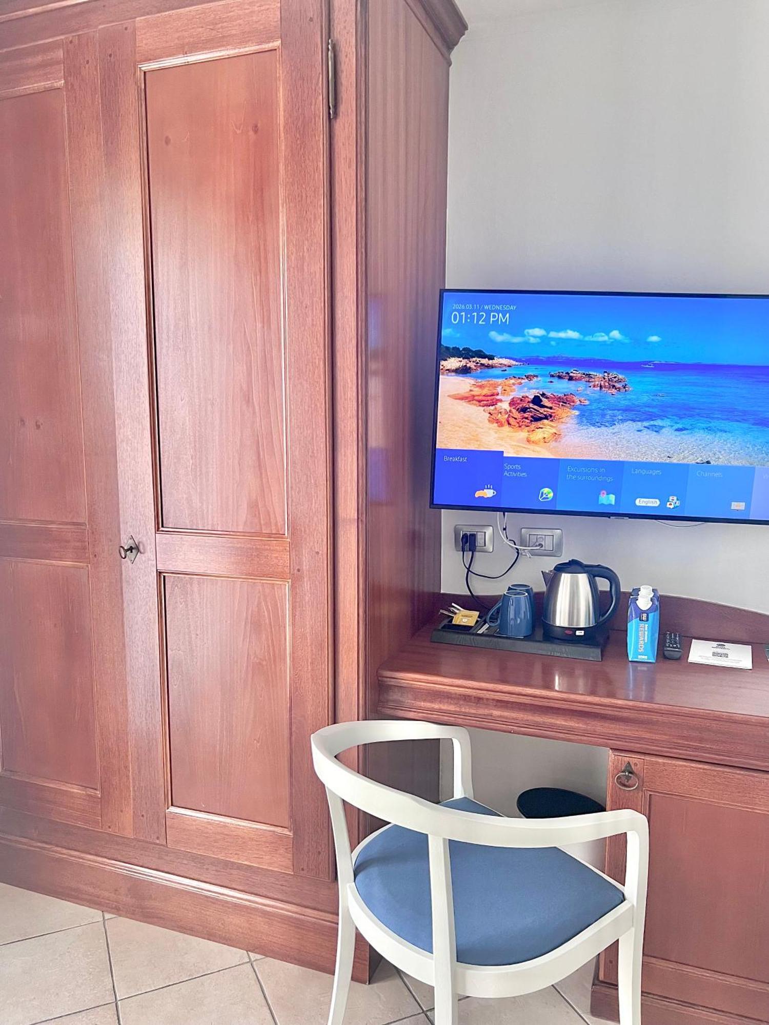 Best Western Hotel Blumarea Кастелсардо Екстериор снимка